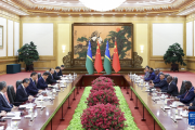 習(xí)近平會(huì)見所羅門群島總理馬內(nèi)萊