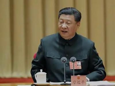 習(xí)近平出席解放軍和武警部隊(duì)代表團(tuán)全體會(huì)議