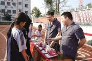這個(gè)法院有一支先鋒隊(duì)，他們攜卷下鄉(xiāng)、就地審案、調(diào)解糾紛