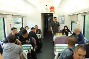 列車上的“移動法庭”，黑龍江省齊齊哈爾鐵路運(yùn)輸法院的別樣法治課