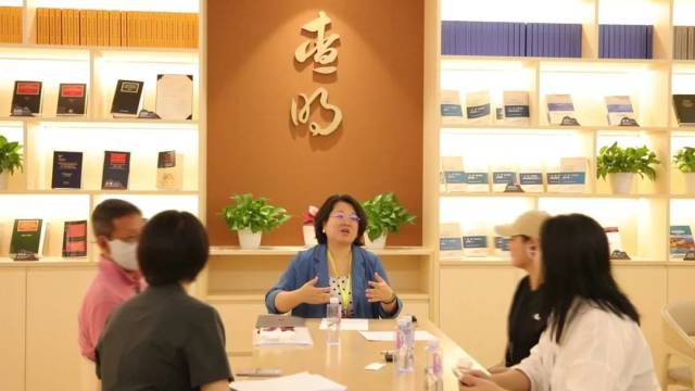 香港調(diào)解機(jī)構(gòu)調(diào)解員主持案件調(diào)解