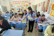 “背好安全‘行囊’過(guò)暑假！”集體給學(xué)生加安全Buff，司法行政系統(tǒng)的這份守護(hù)“法”味濃郁、愛(ài)意滿滿