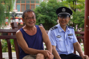 這個派出所咋有點“老氣”？